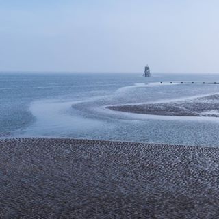  Blue swirls of the Tay estuary at low tide. A haar had drifted in from the sea, softening the view. #Tayport #tayportharbour #fife #sea #coastal #scotspirit #scotlandlover #visitscotland #igersdundee #blue #shadesofblue 