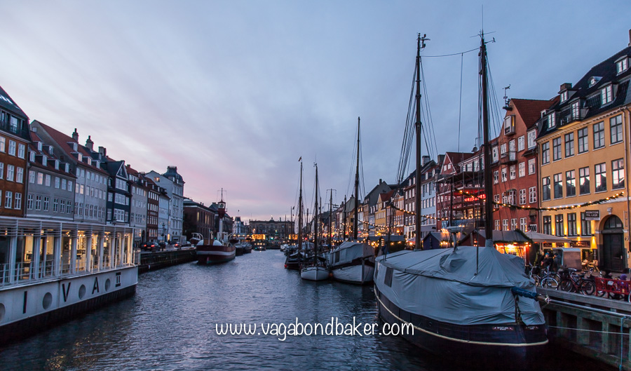 Christmas market along Nyhavn